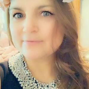 Meet your Posher, Dana